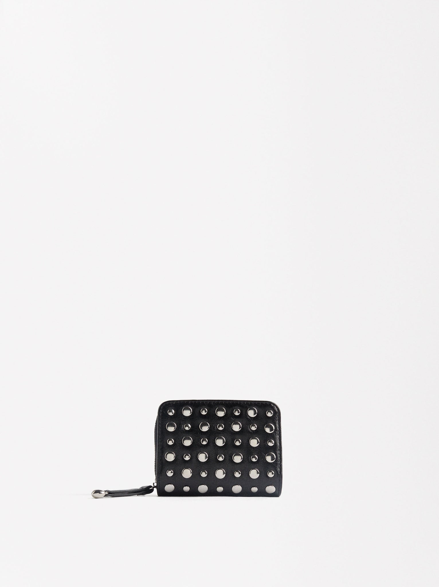 Basic Wallet With Studs