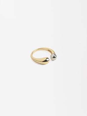 Rounded Ring With A Sphere