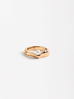 Irregular Ring With Pearl