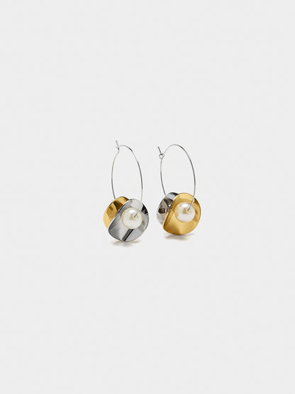 Bicolor Petal Hoop Earrings With Pearls