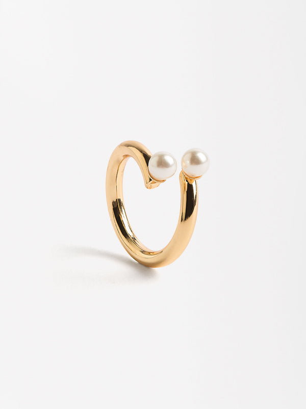 Ring With Pearls