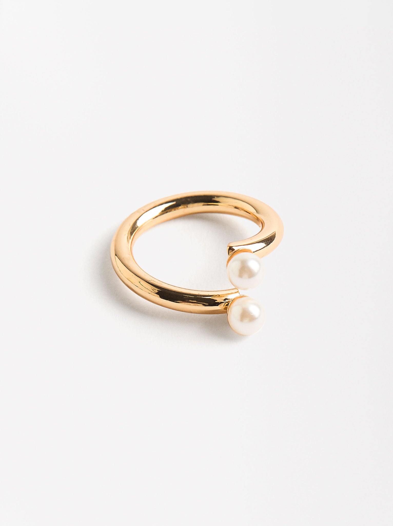 Ring With Pearls