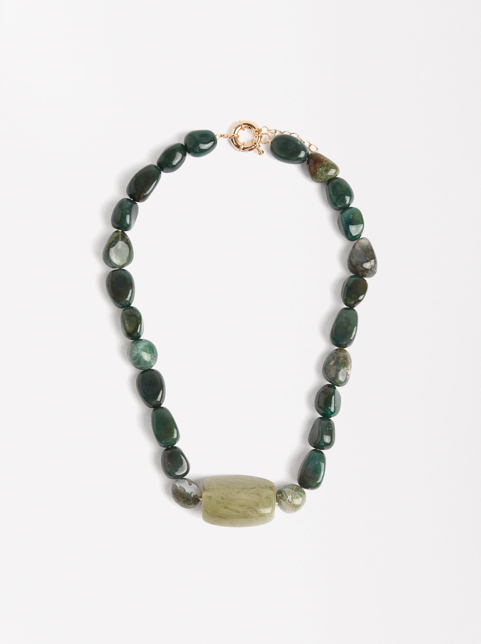 Short Necklace With Stones