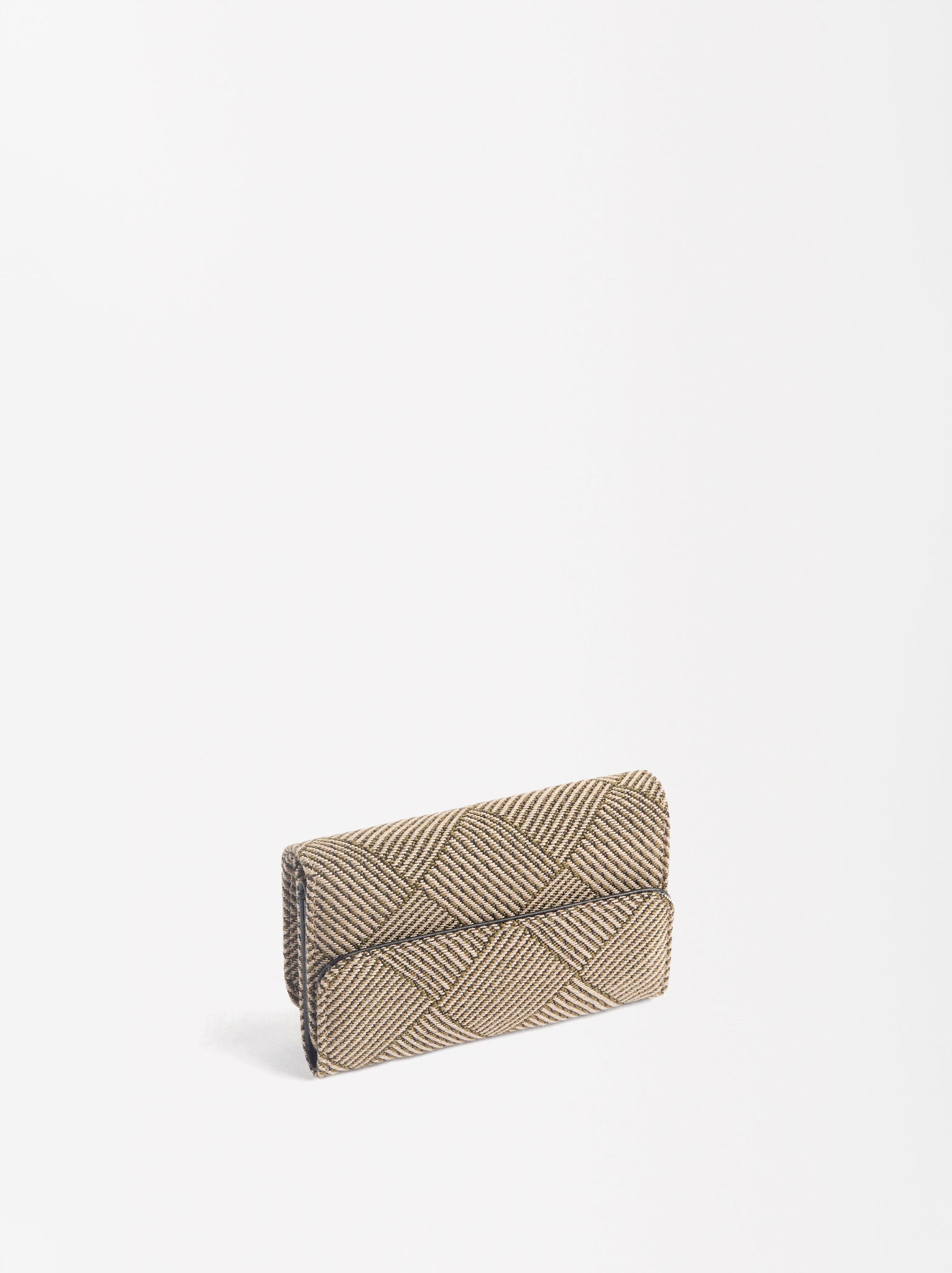 Jacquard Wallet With Flap Closure