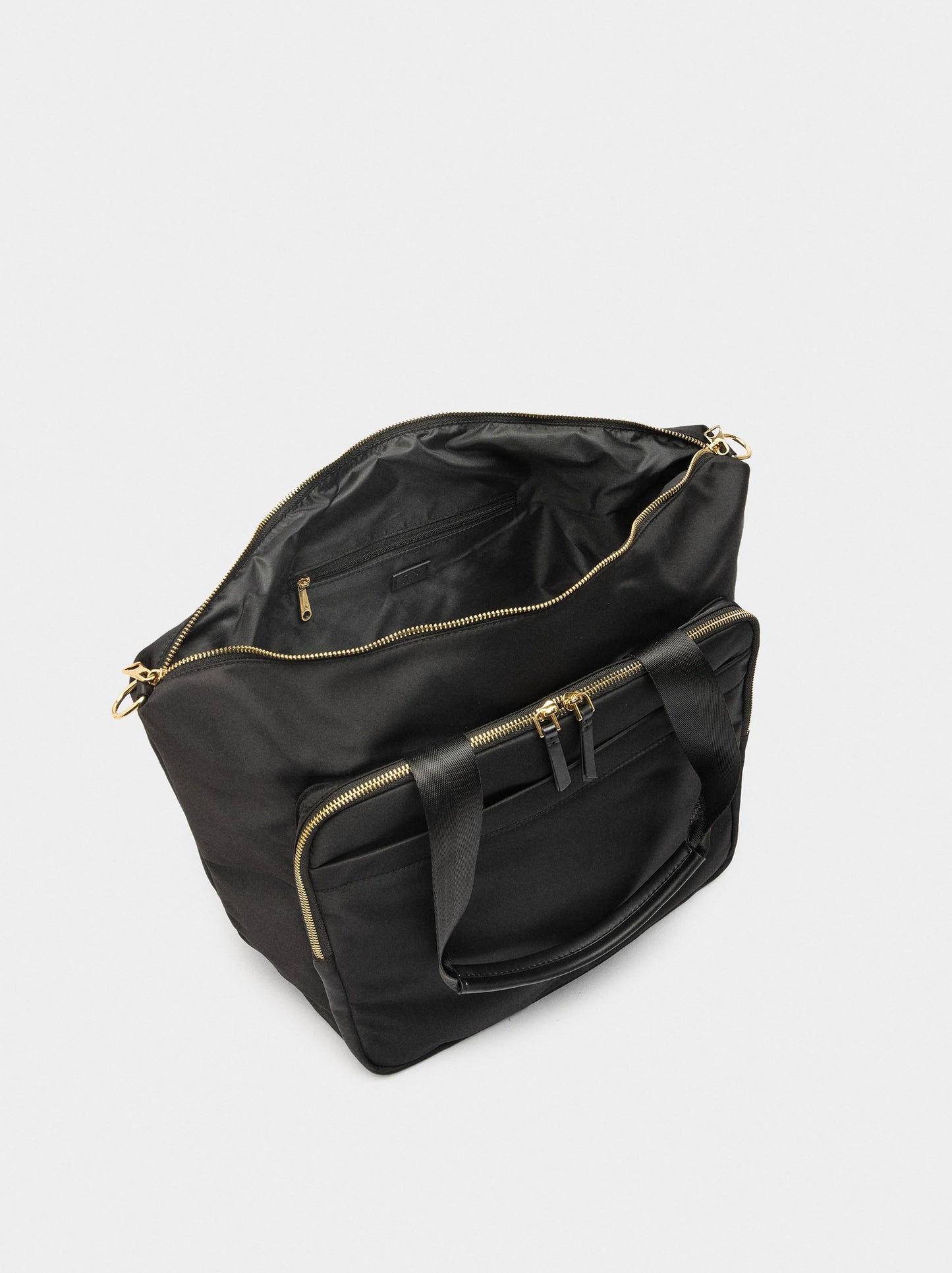 Travel Suitcase Of Water-Repellent Nylon