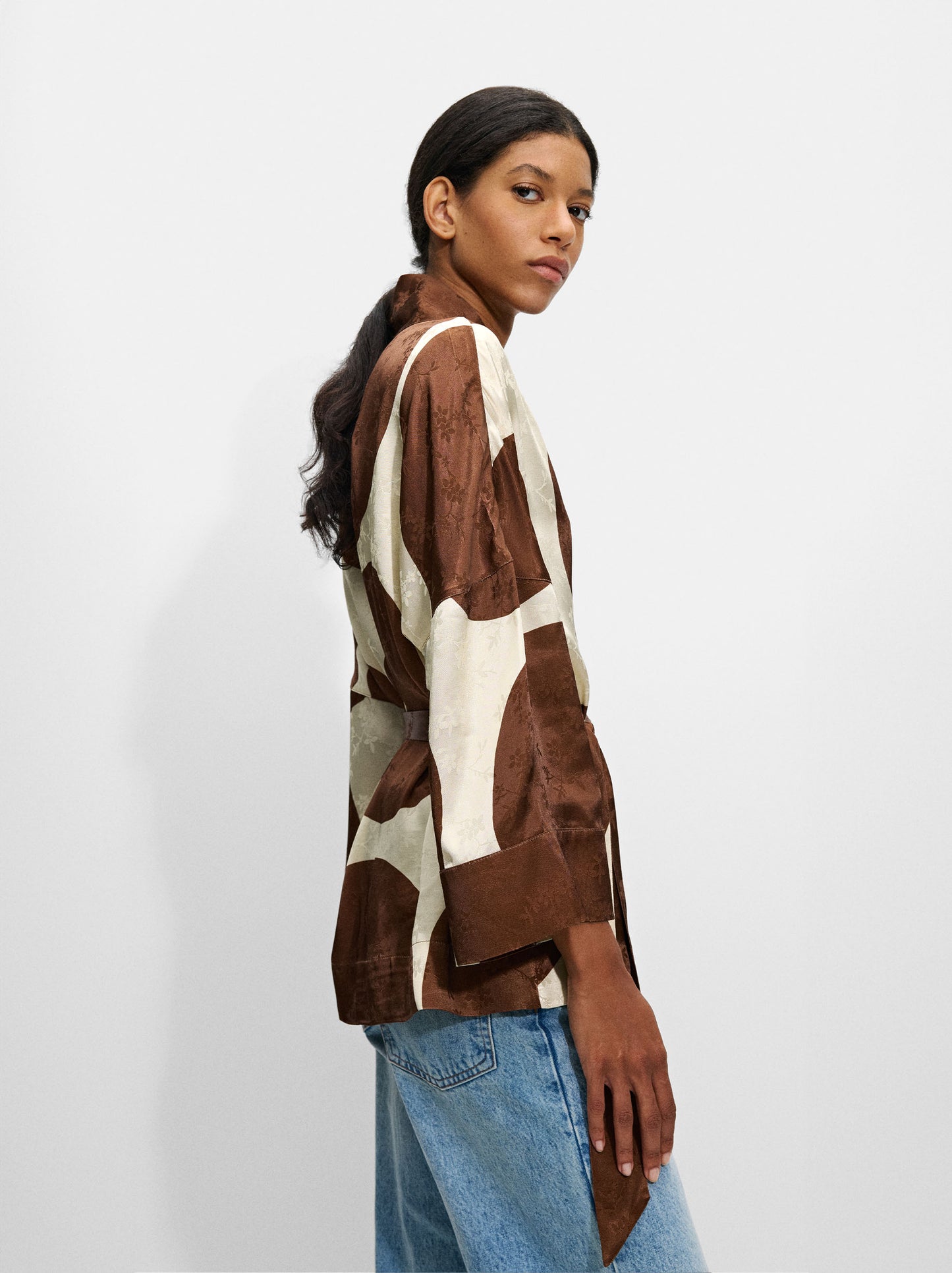 Jacquard Kimono