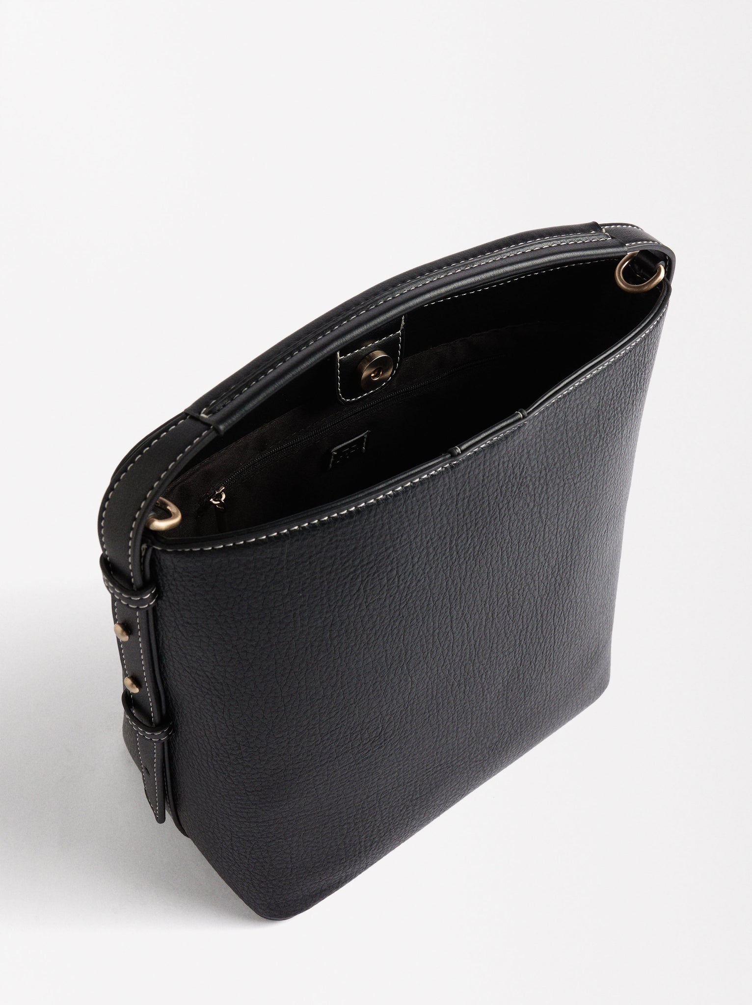 Shoulder Bag With Removable Interior