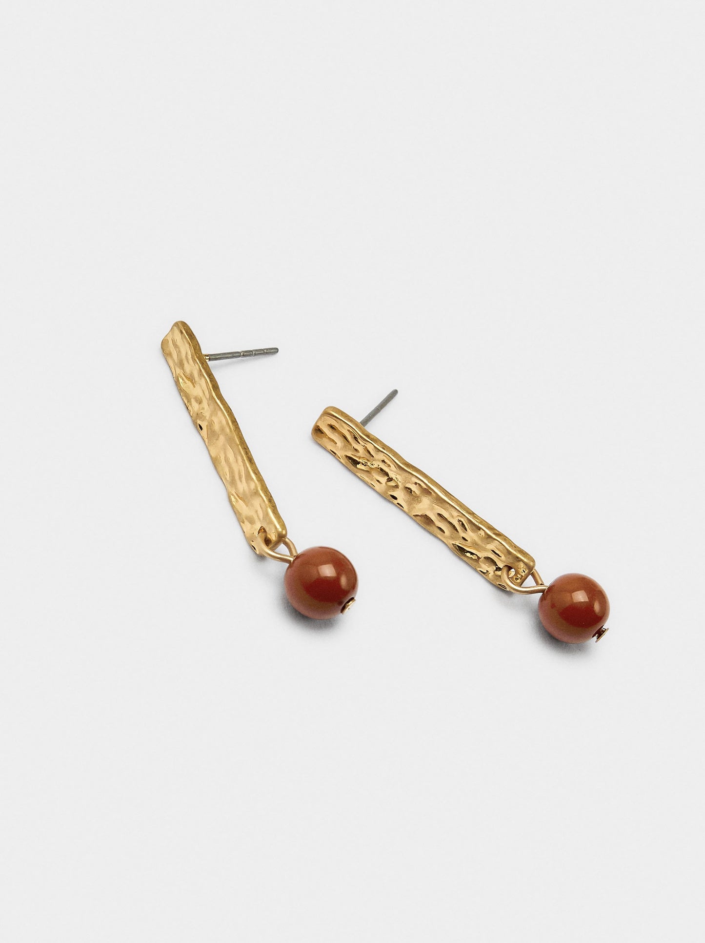 Bar Earrings With Bead