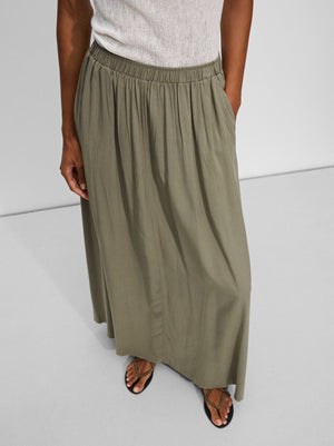 Long Skirt With Elastic Waistband