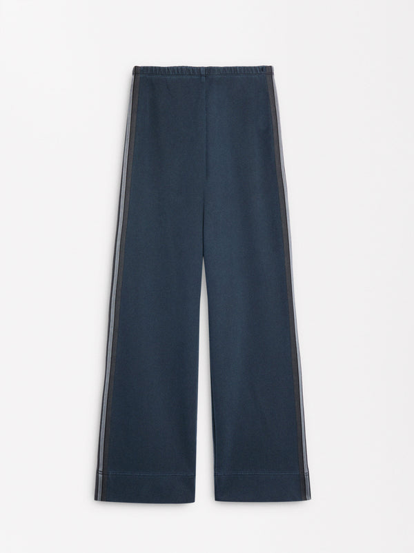 Loose-Fitting Trousers With Elastic Waistband