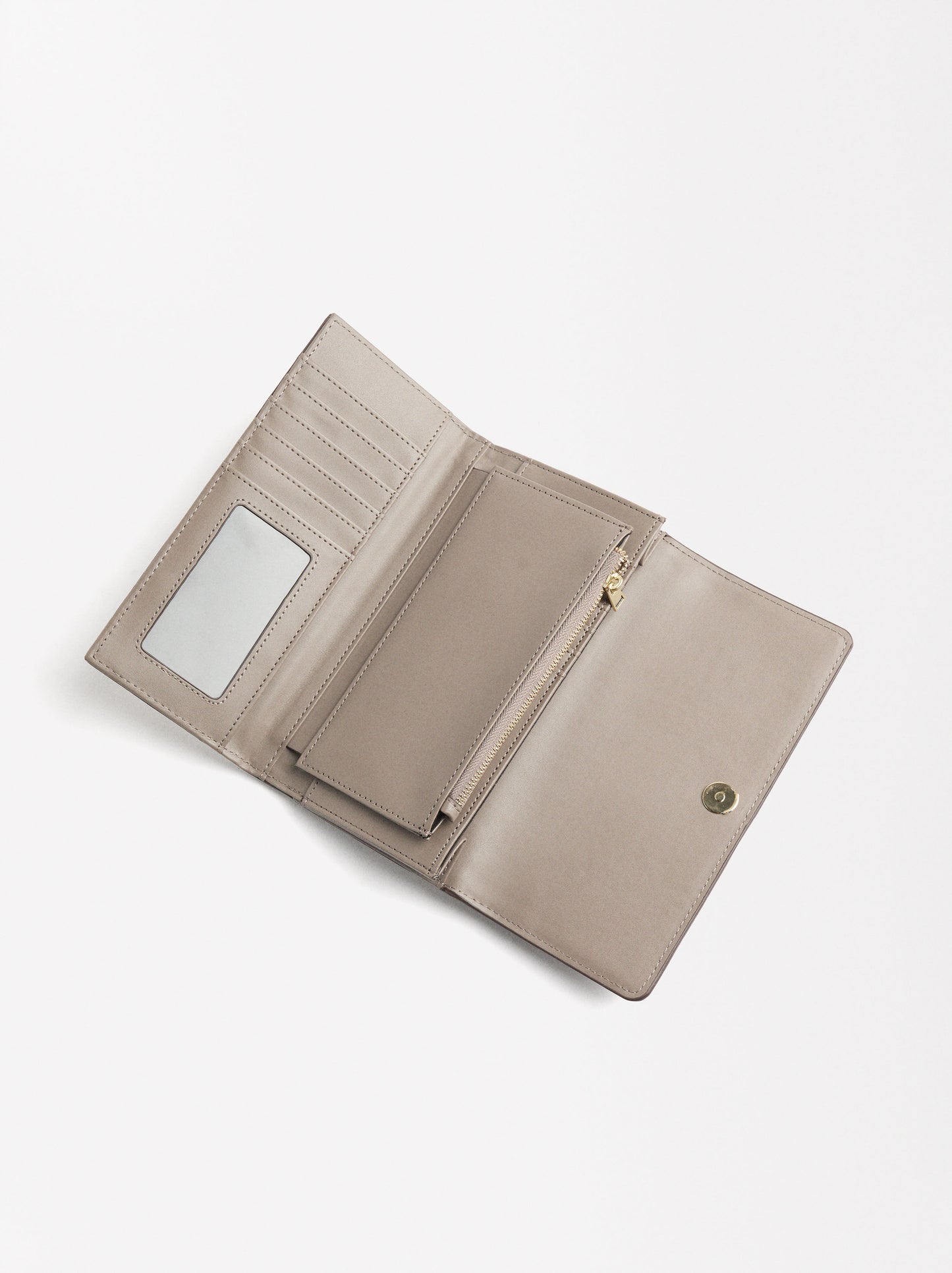 Wallet With Flap Closure