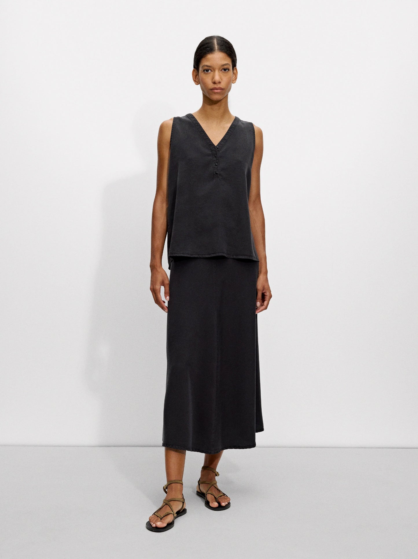 Sleeveless Top