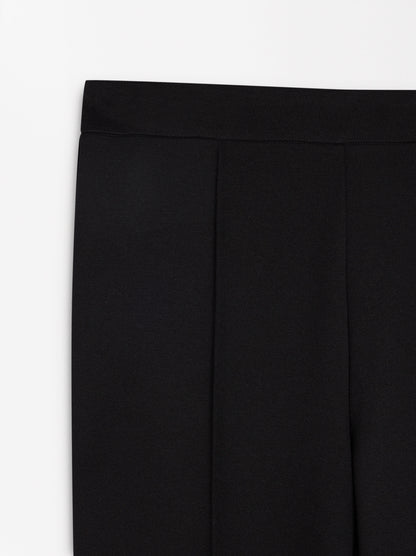 Trousers With Stitching Detail