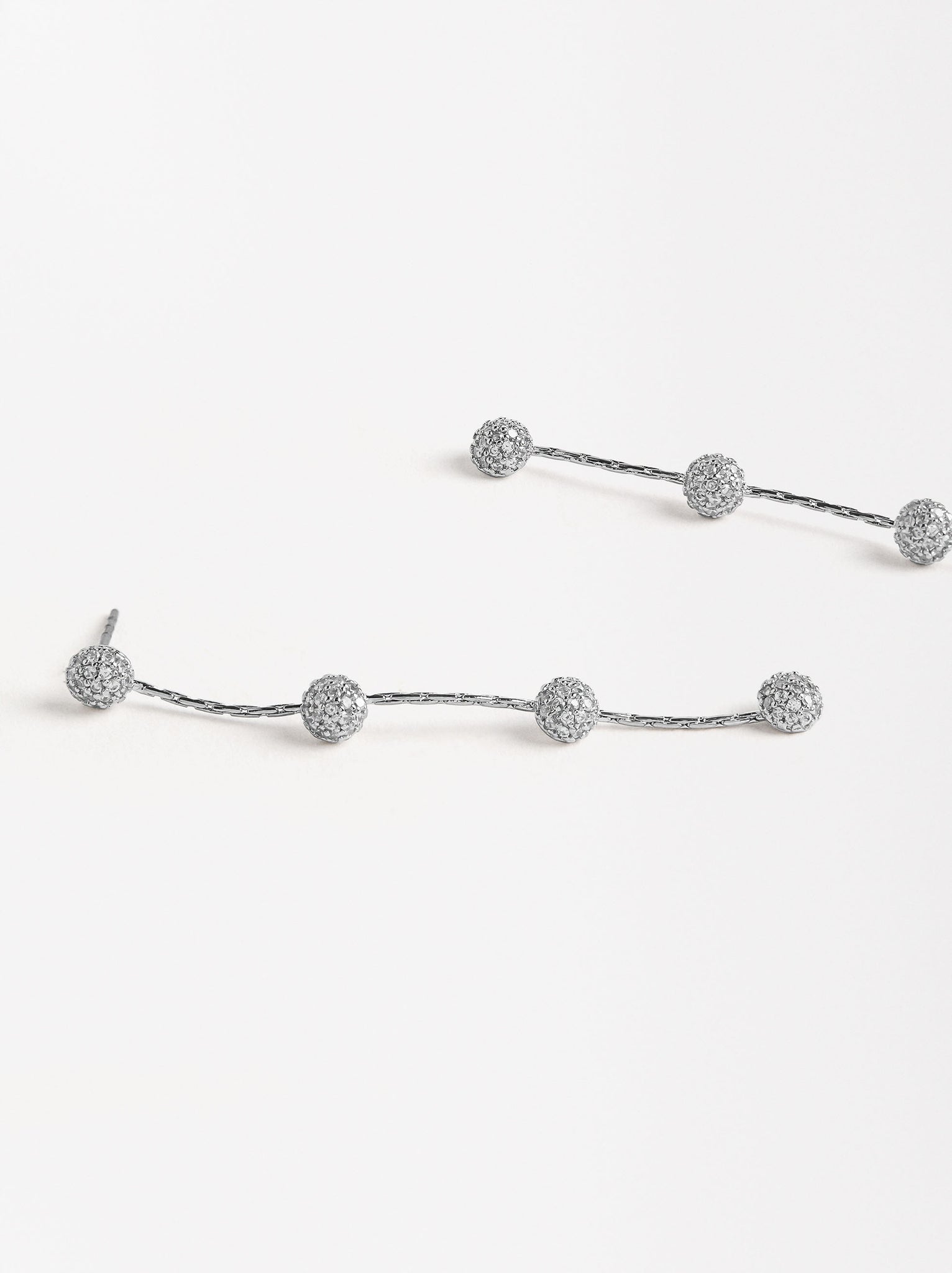 Long Earrings With Spheres