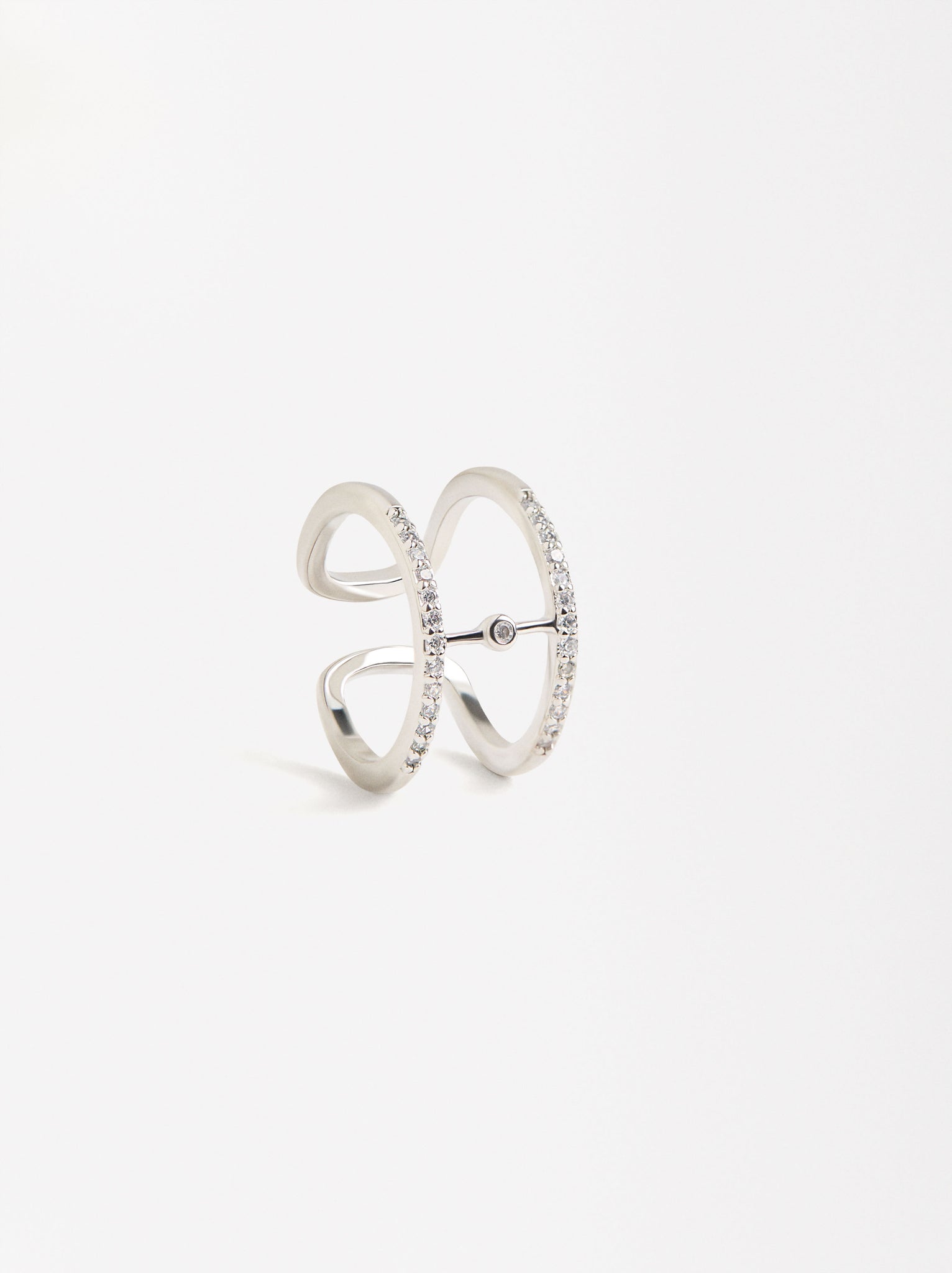 Double Effect Ring With Zirconias