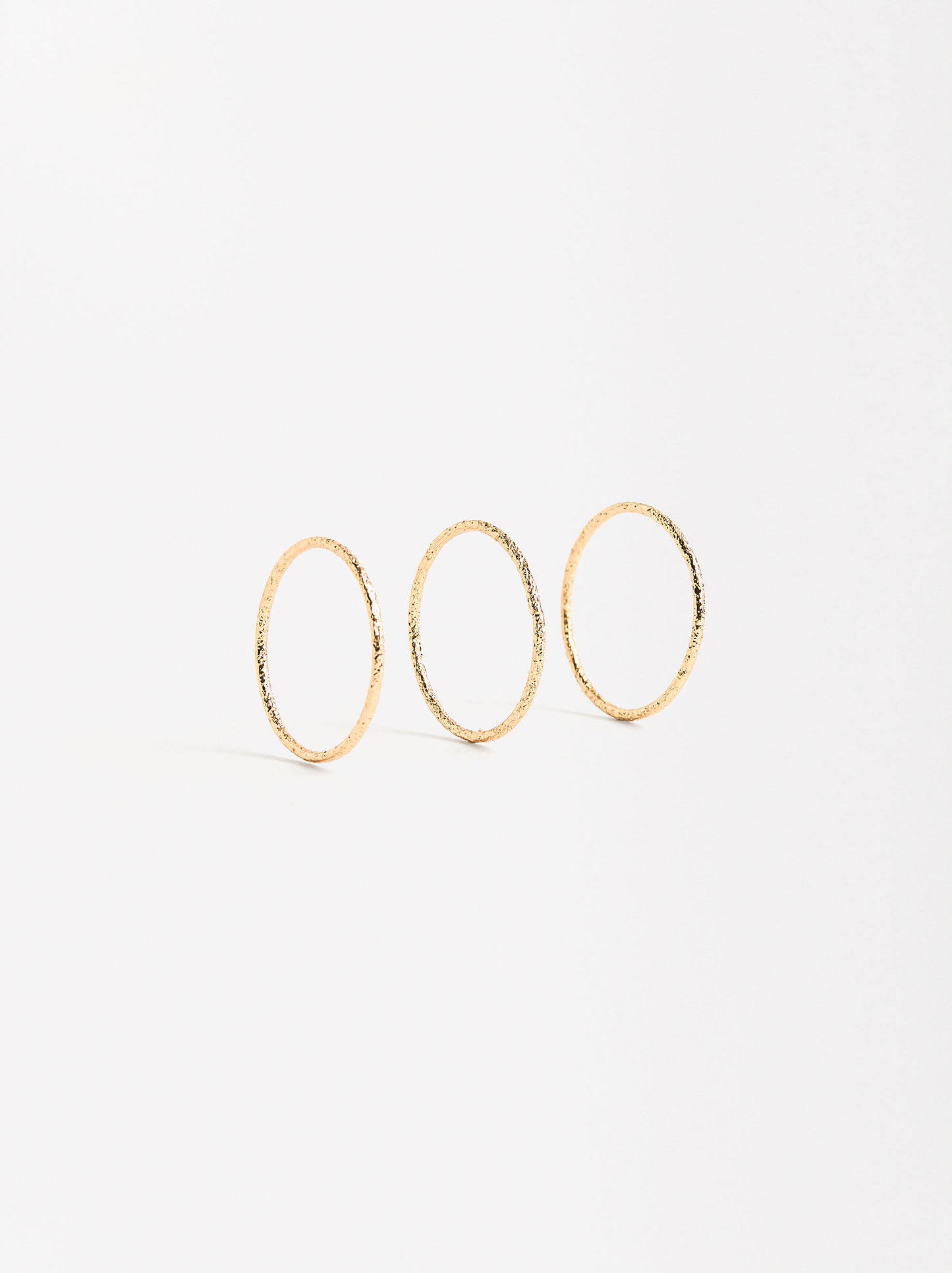 Set Of Hammered Effect Rings