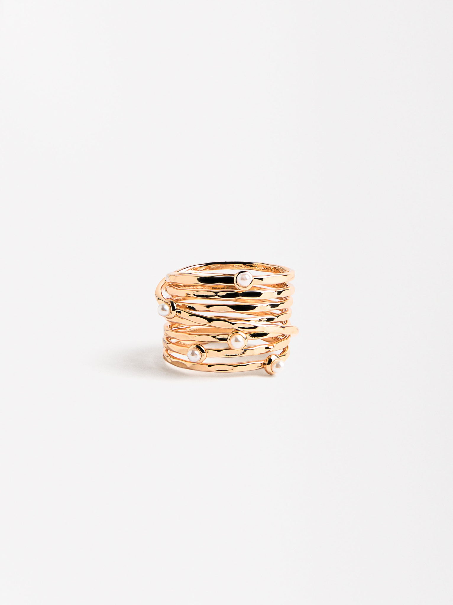 Multiple Effect Ring With Pearls