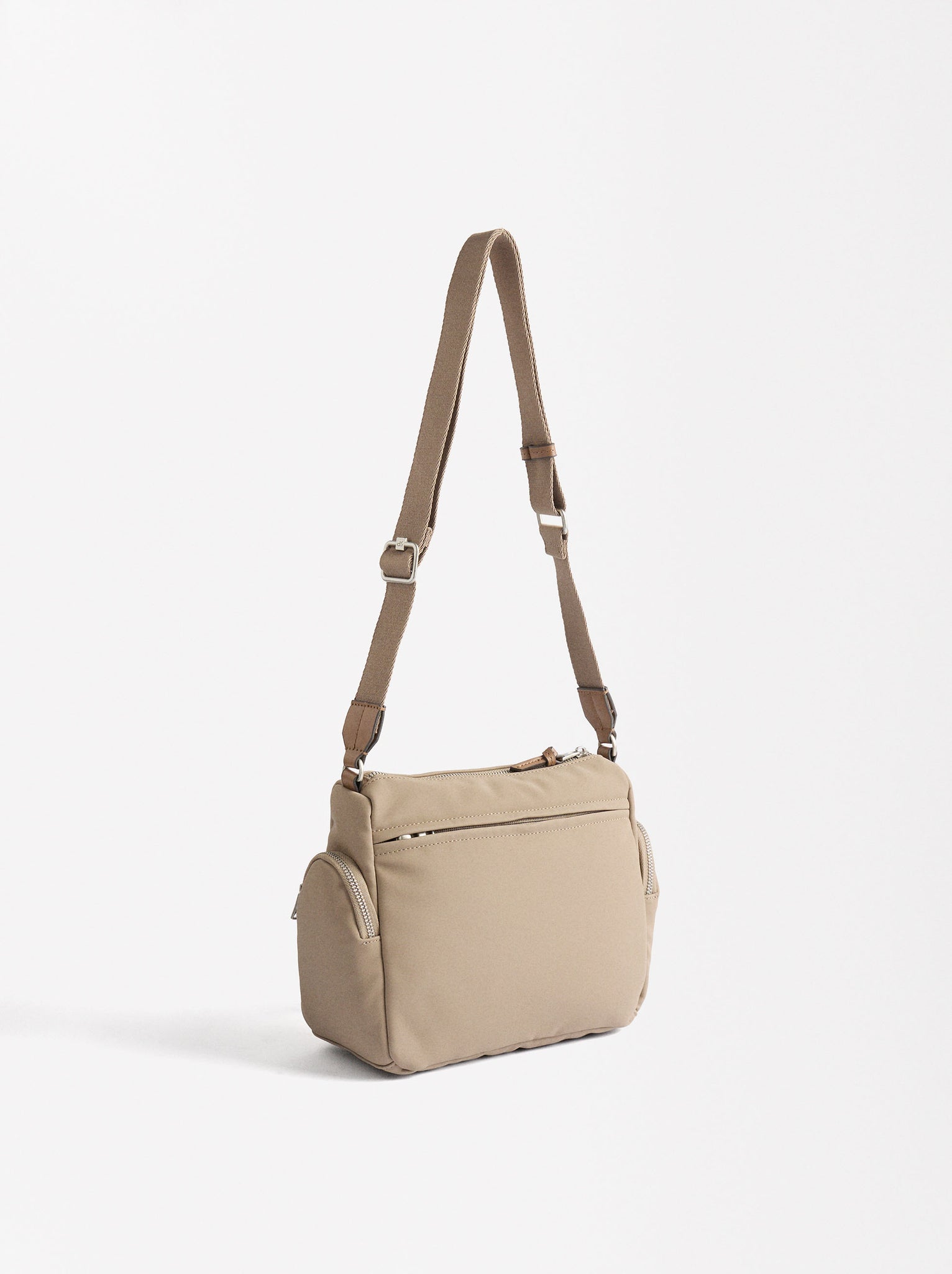 Hardy Crossbody Bag