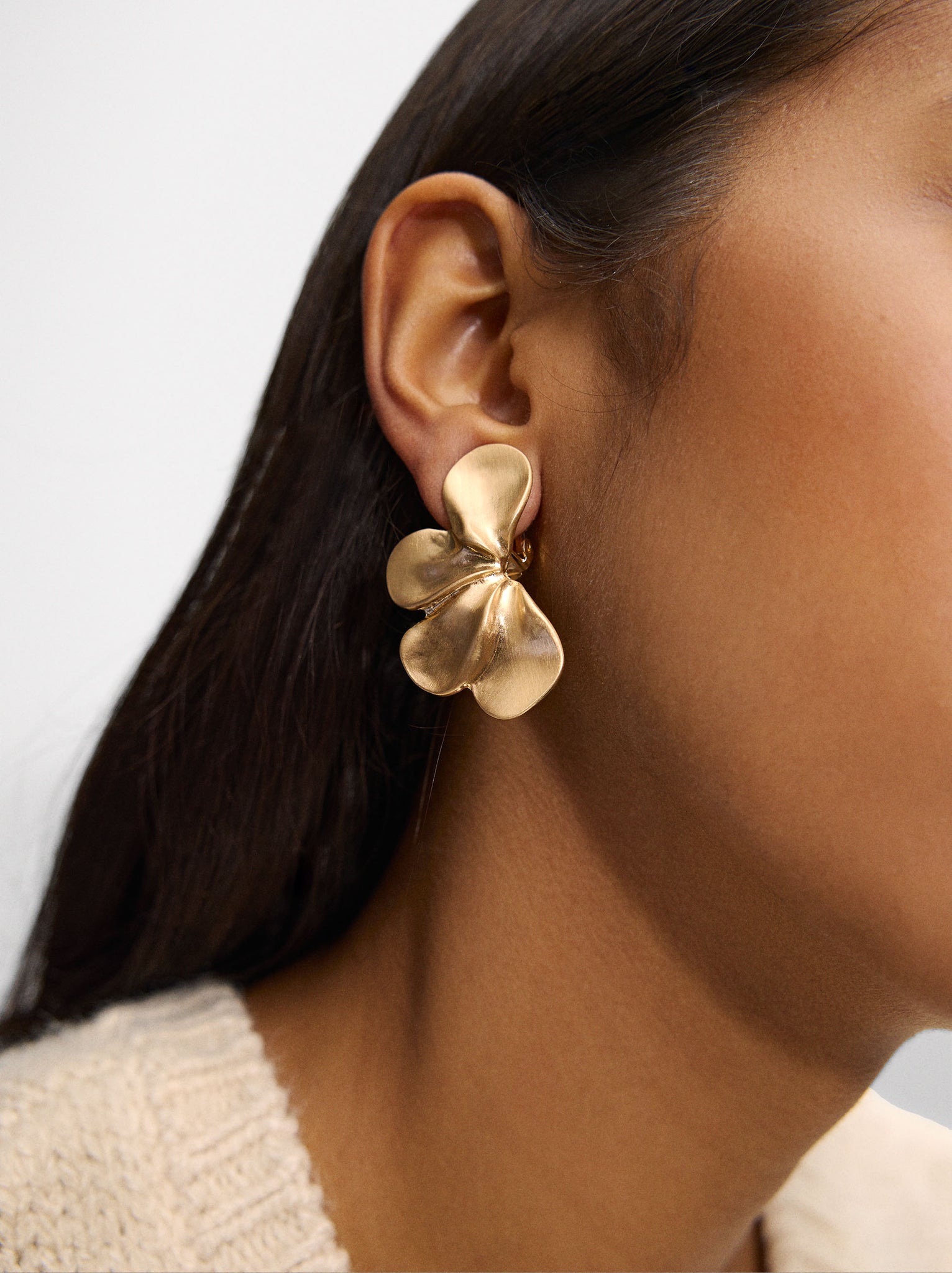 Half-Flower Golden Earrings