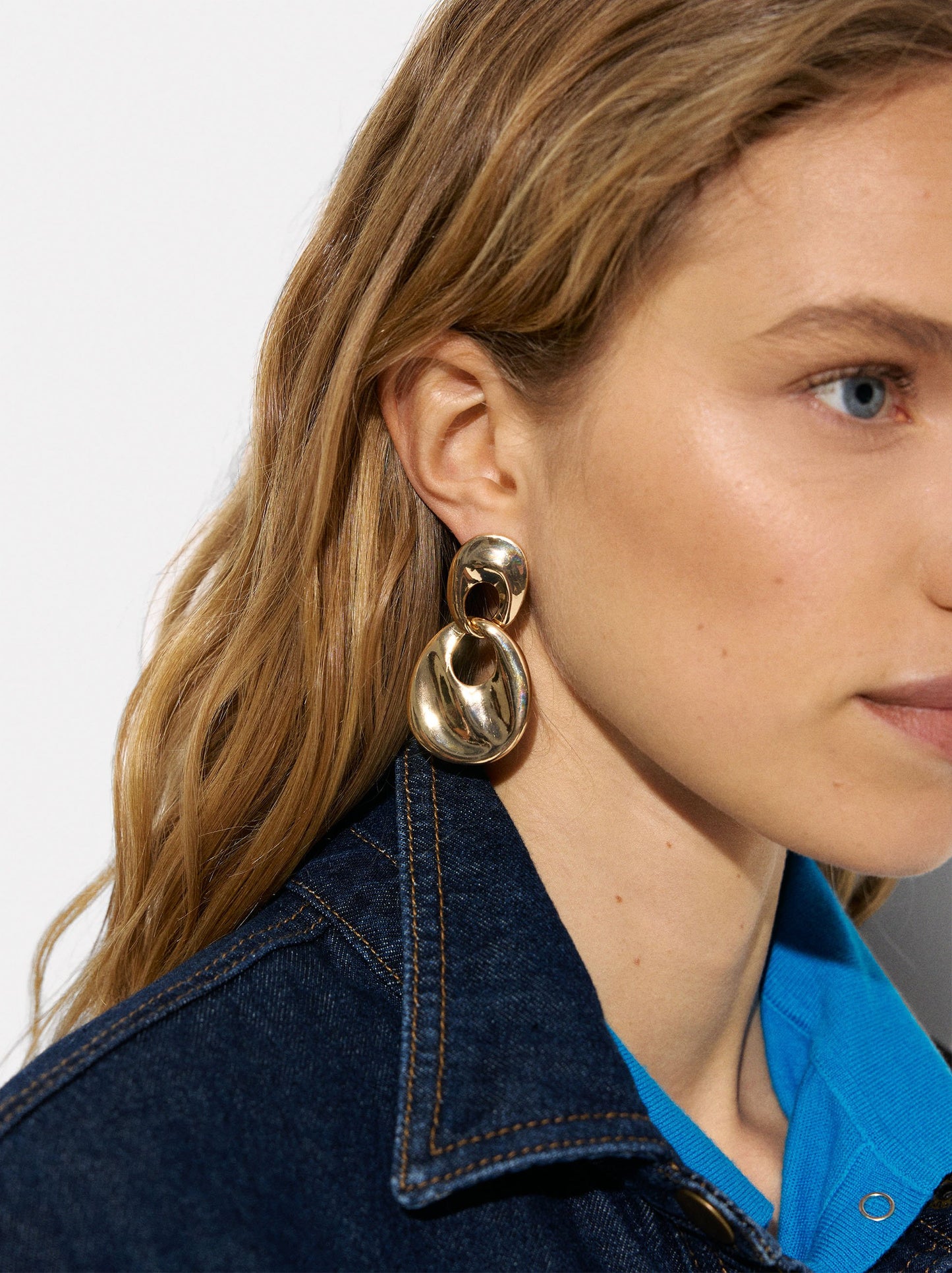Long Earrings With Relief