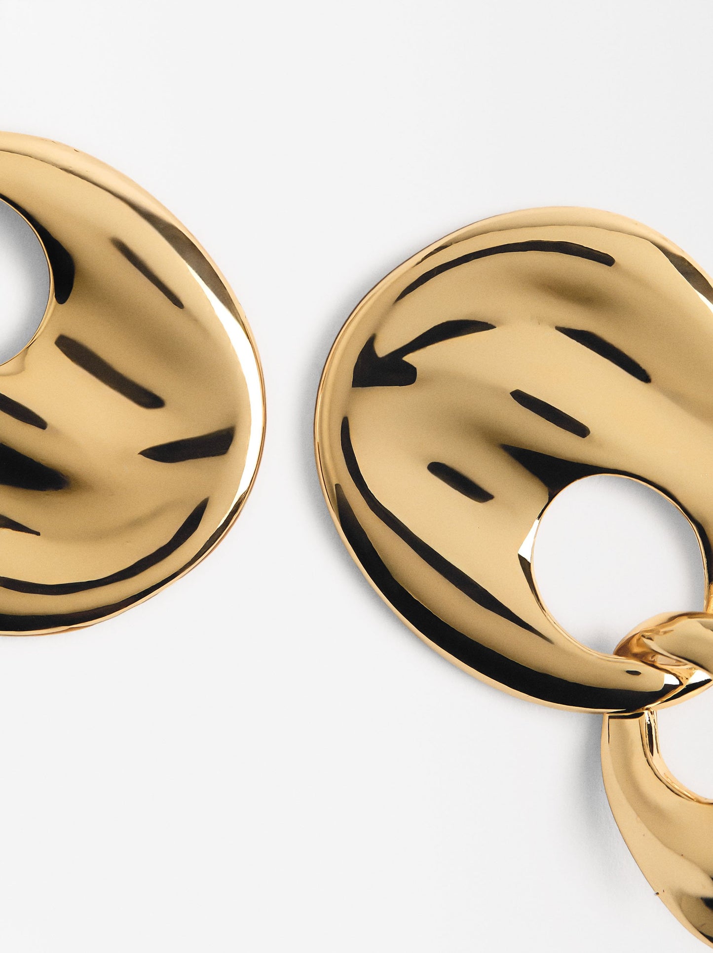 Long Earrings With Relief