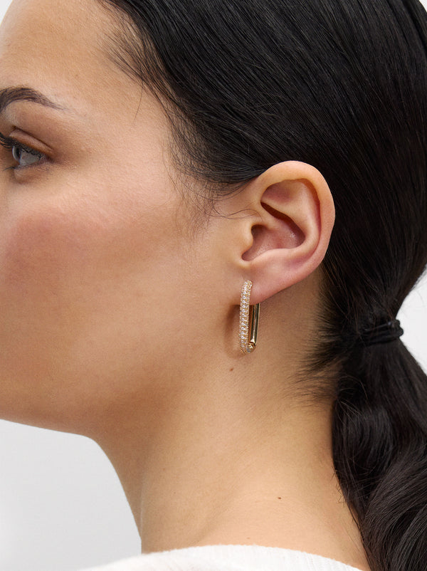 Single Pavé Hoop Earring With Zirconia