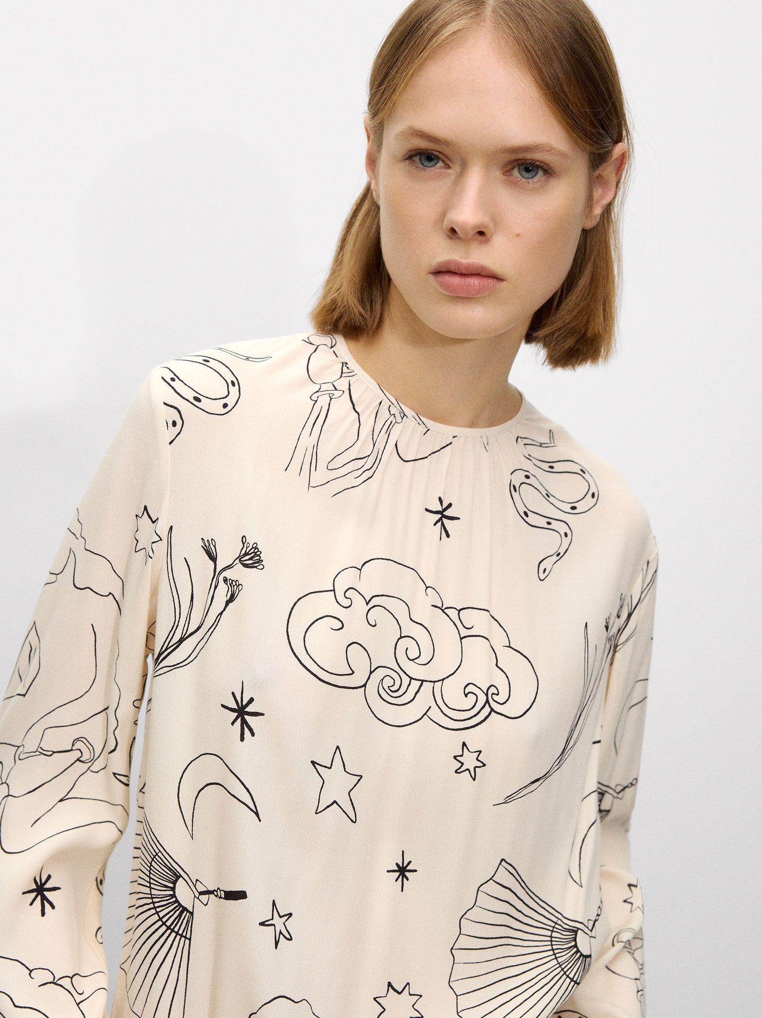 Long-Sleeved Patterned Shirt