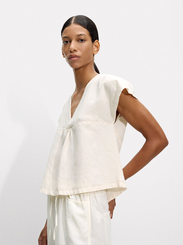 Top With Linen And V-Back