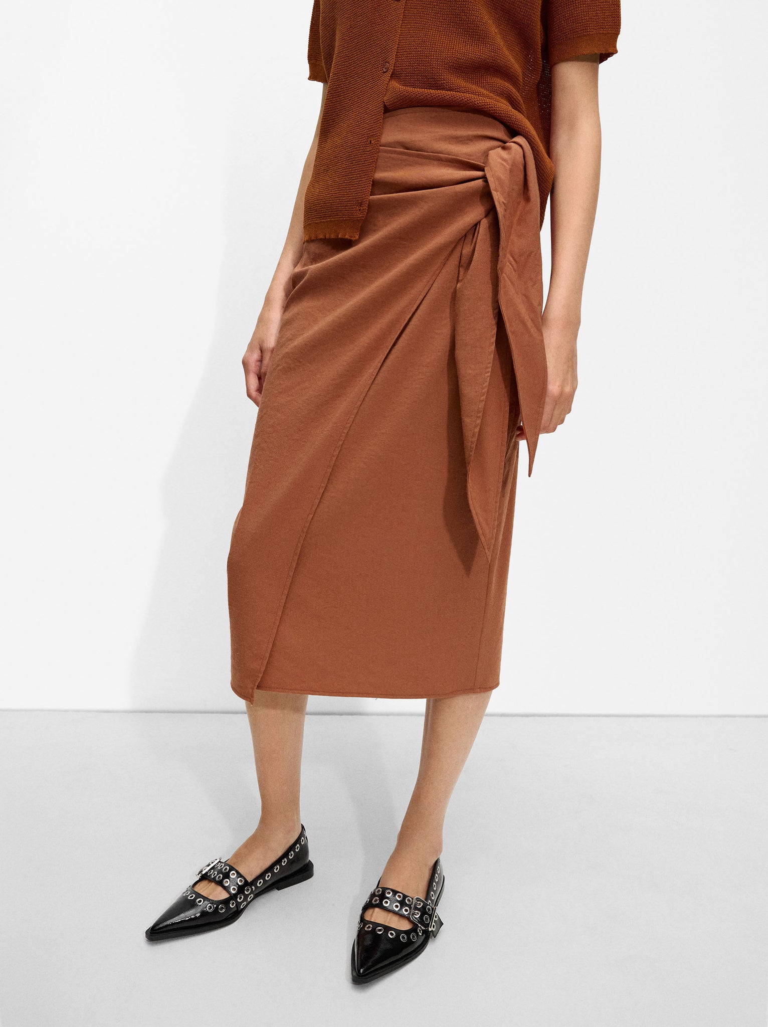 Midi Skirt With Knot