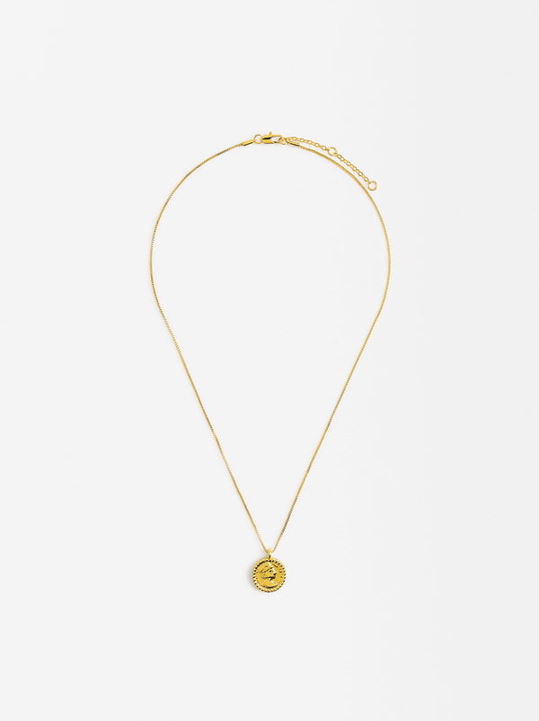 Short Medal Necklace With 18k Gold Plating