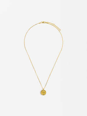 Short Medal Necklace With 18k Gold Plating