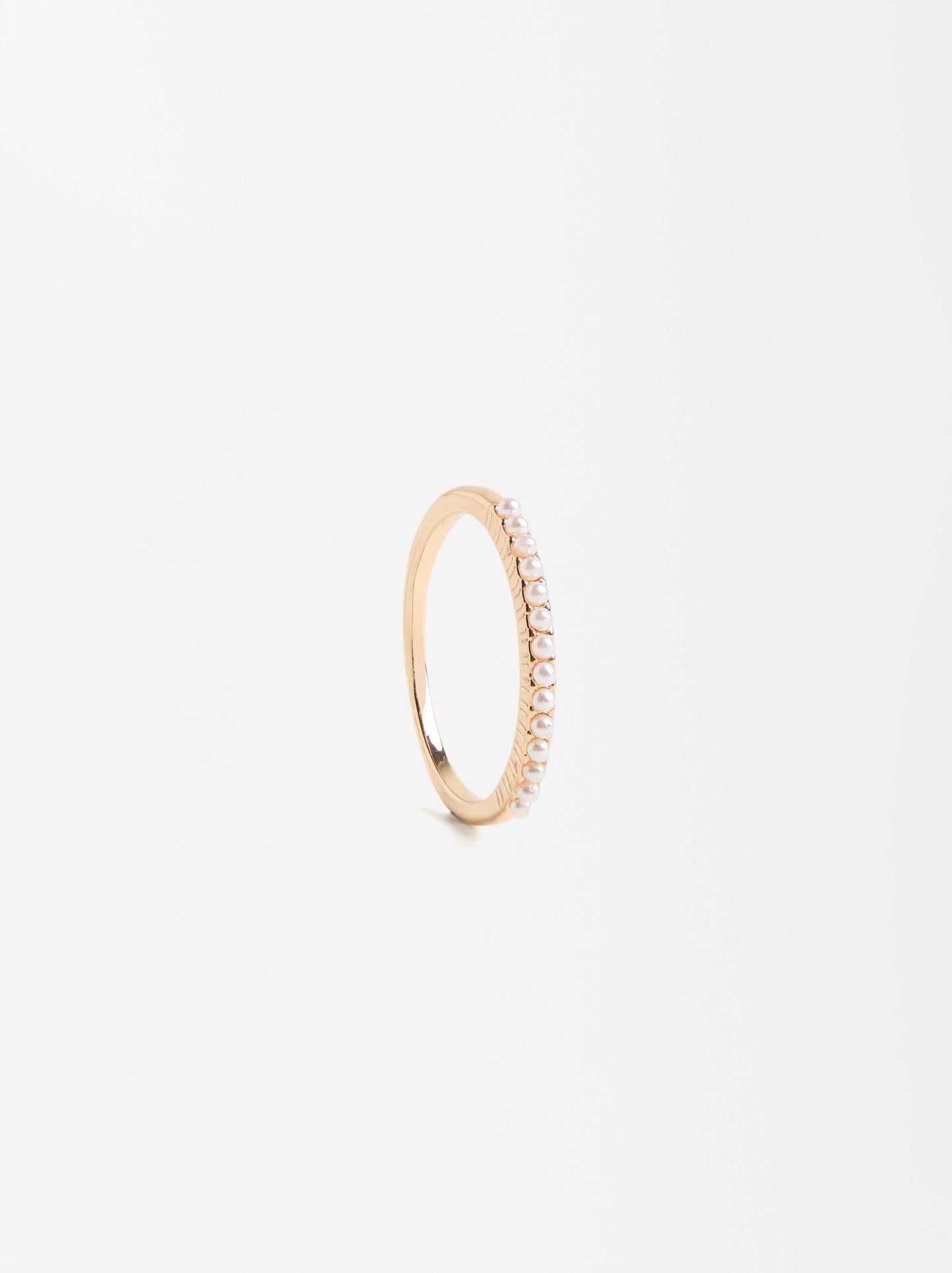 Ring With Pearls