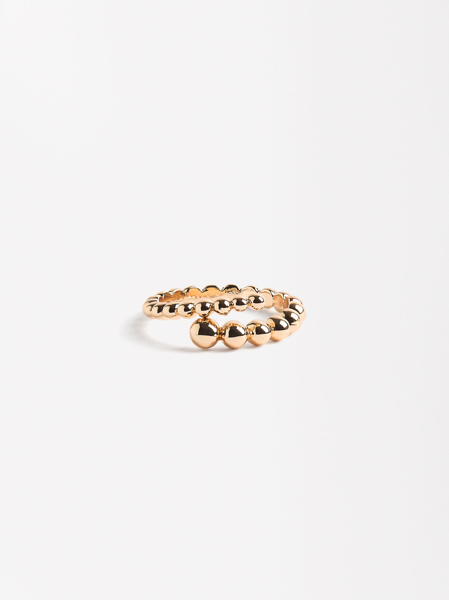 Crossed Ring With Spheres