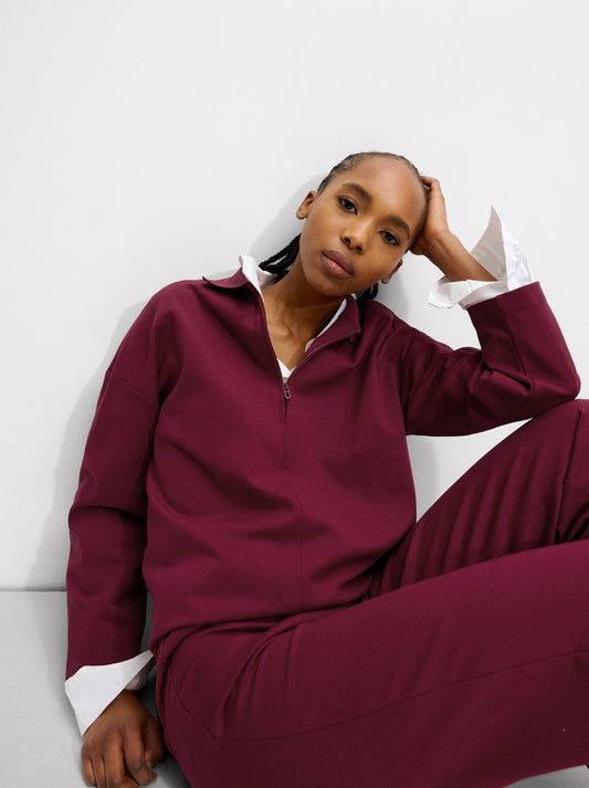 Sweater With Zipper Closure
