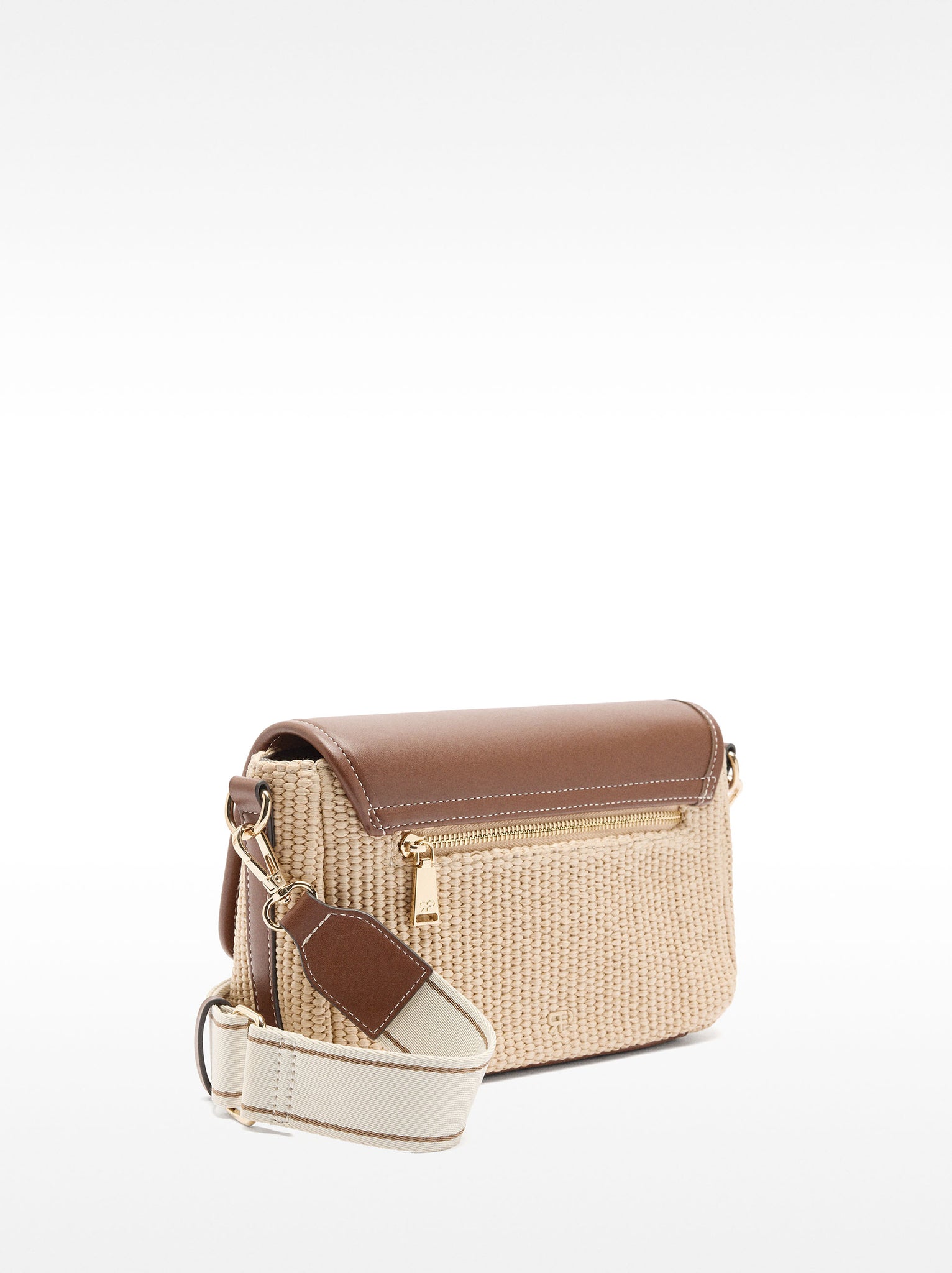 Crossbody Bag With Straw Effect And Flap