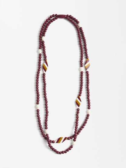 Long Necklace With Contrasting Details