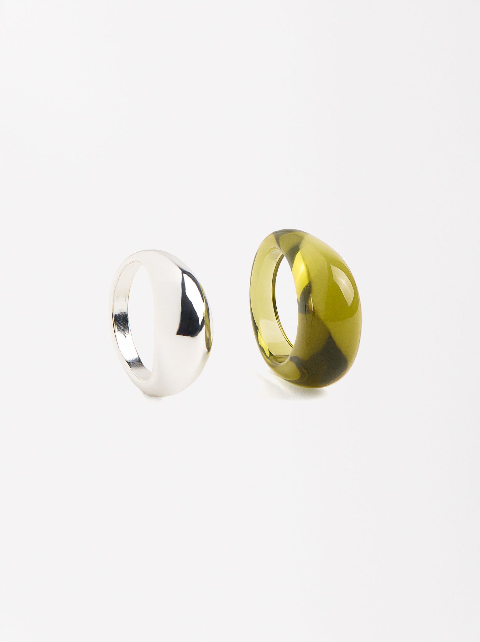 Ring Set With Resin