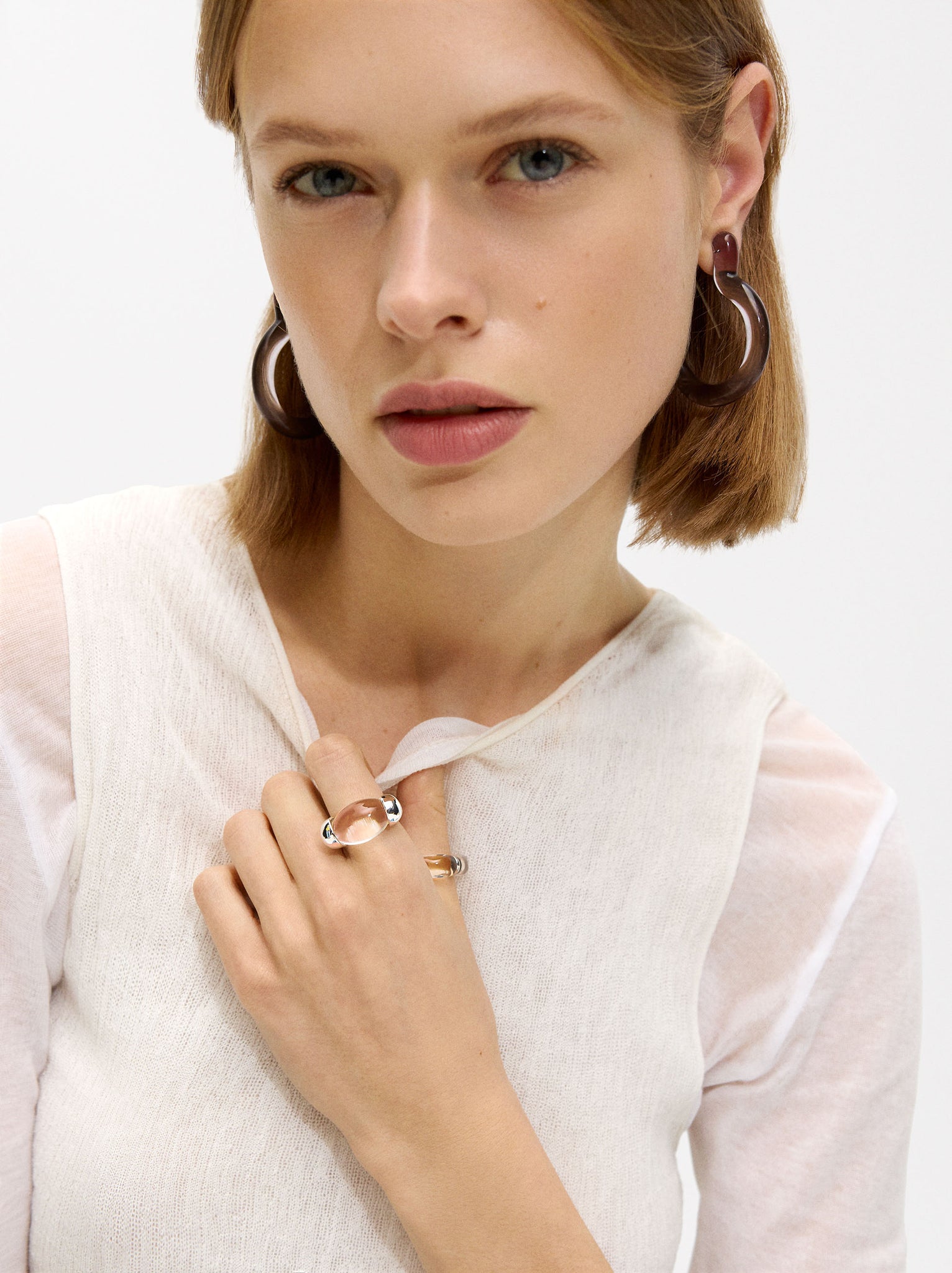 Oval Transparent Resin Ring