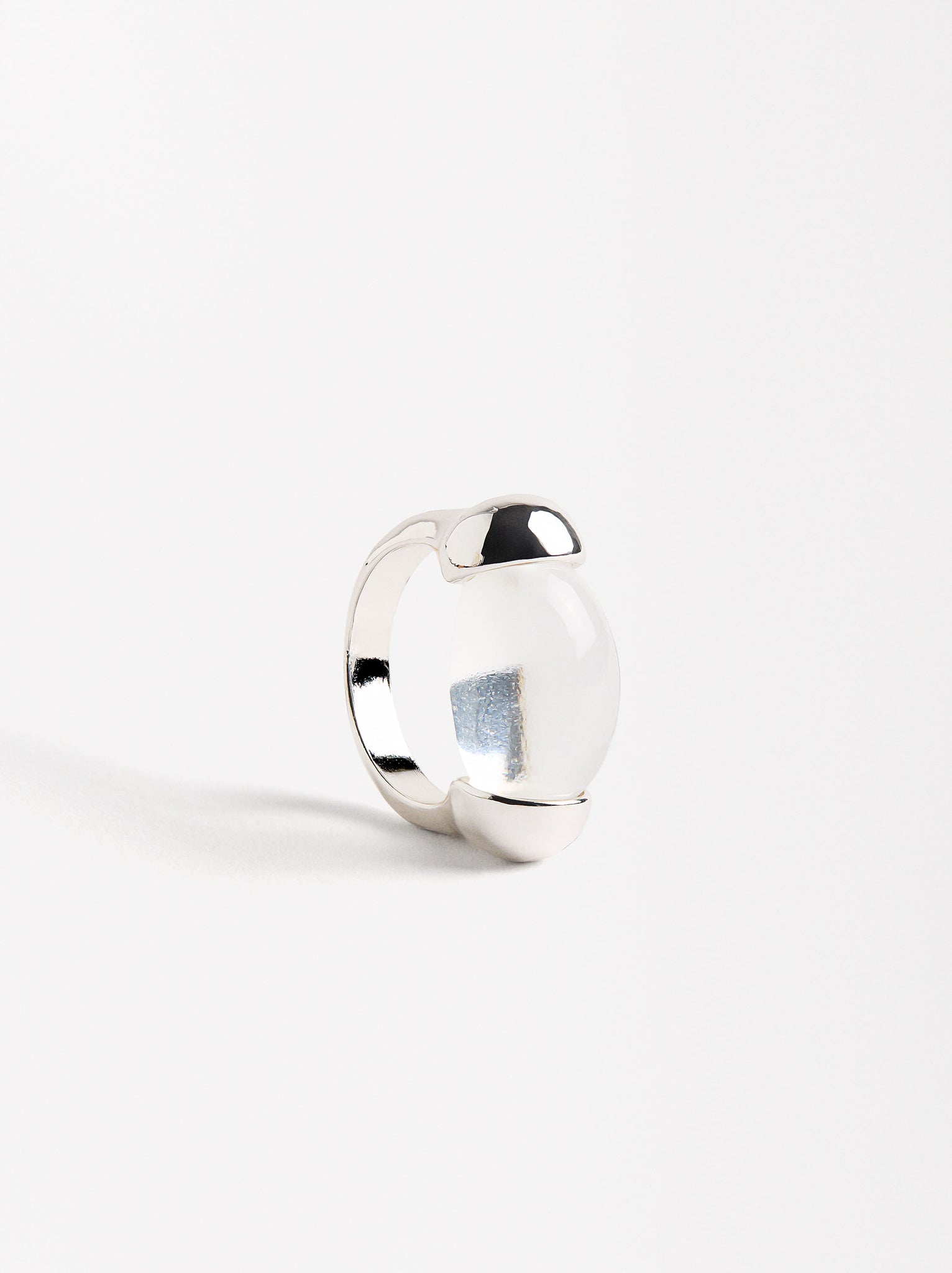 Oval Transparent Resin Ring
