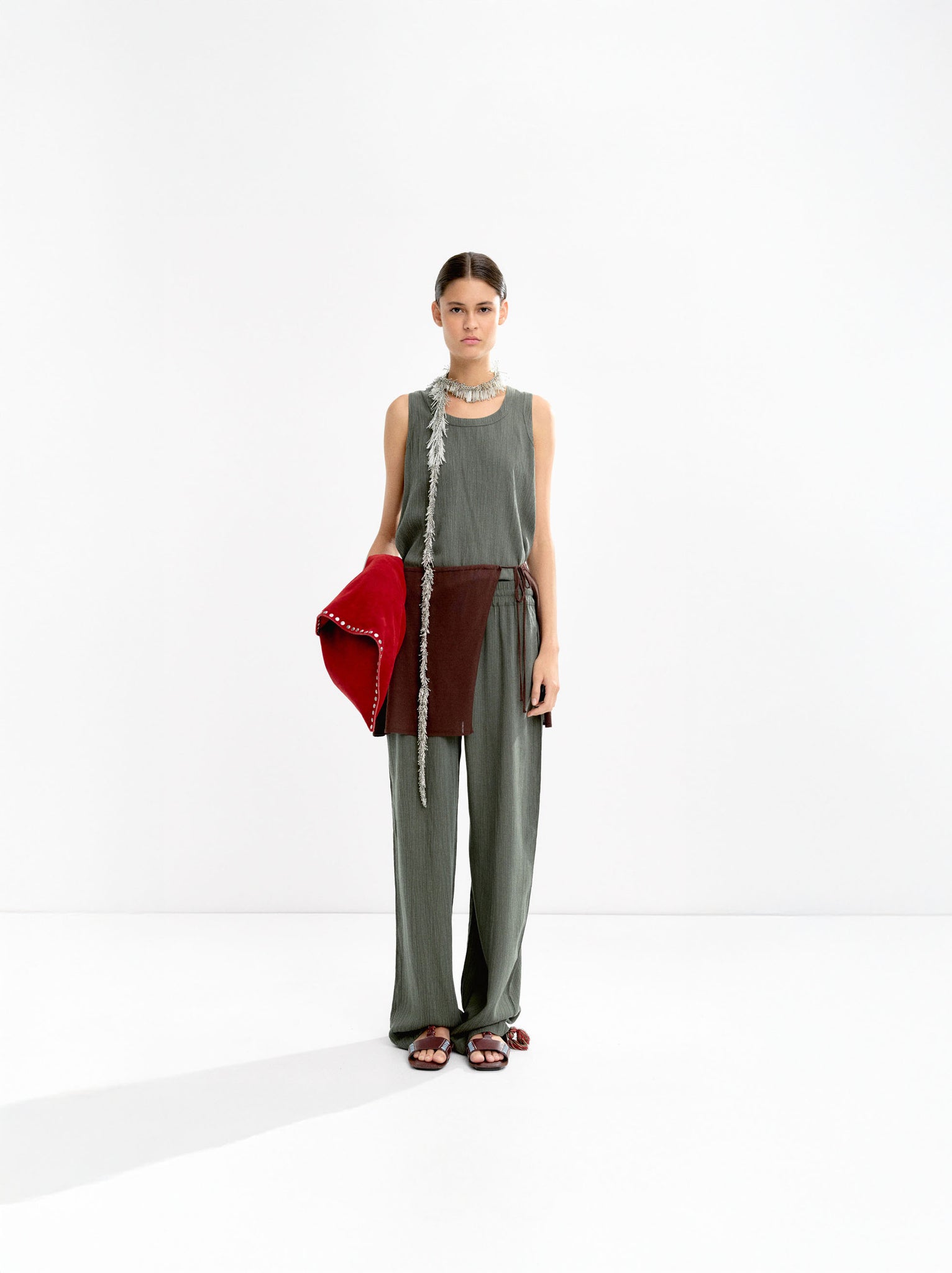 Loose-Fitting Trousers With Elastic Waistband