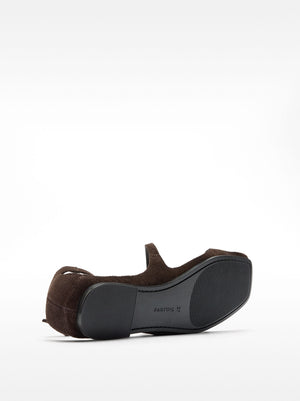 Flat Leather Sandals With Buckles