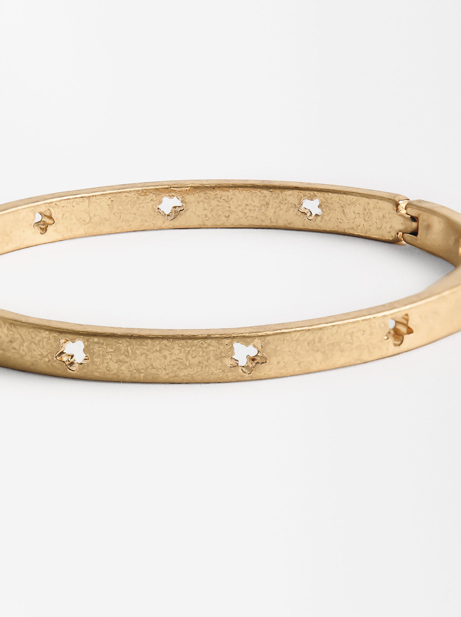 Rigid Bracelet With Stars