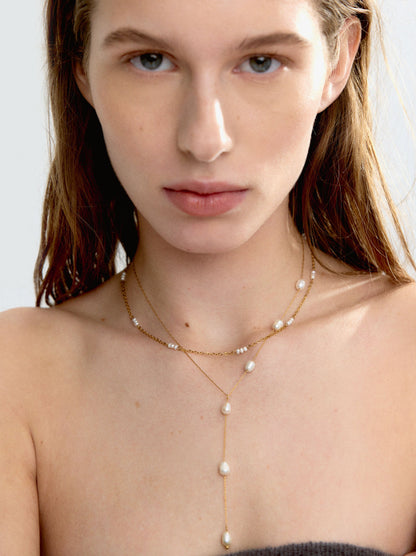 Short Necklace With Pearls - Stainless Steel