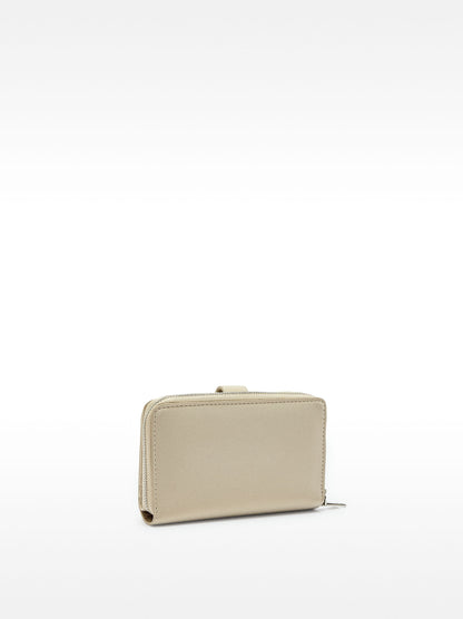 Wallet With Soft Texture