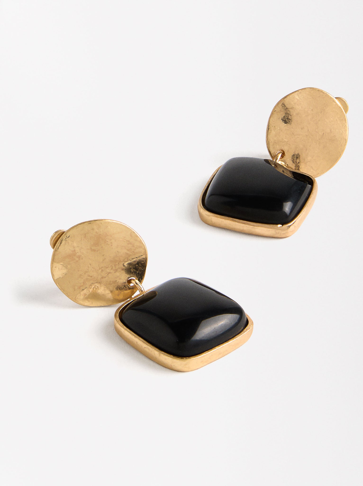 Earrings With Stone