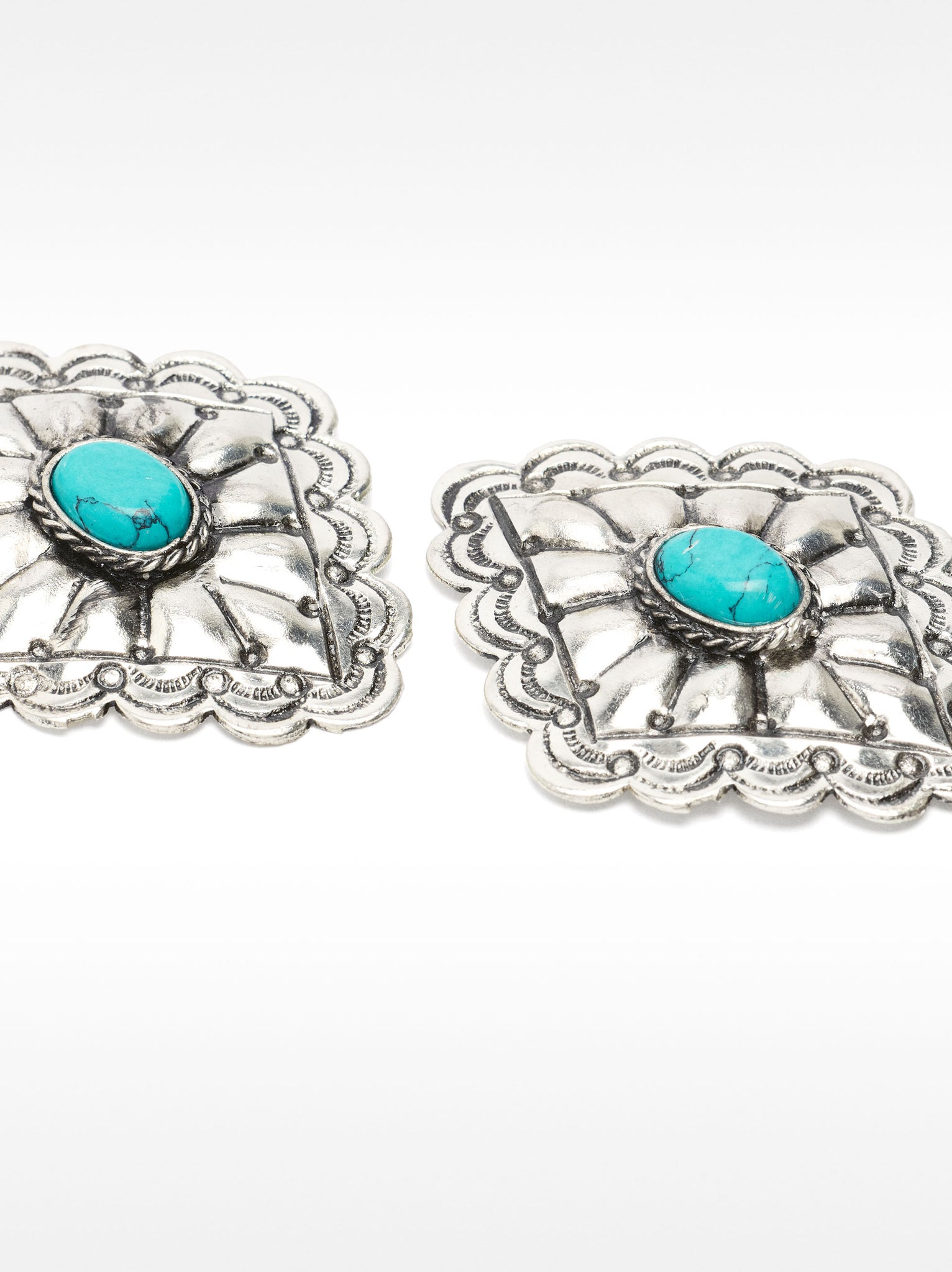Diamond-Shaped Earrings With Stone