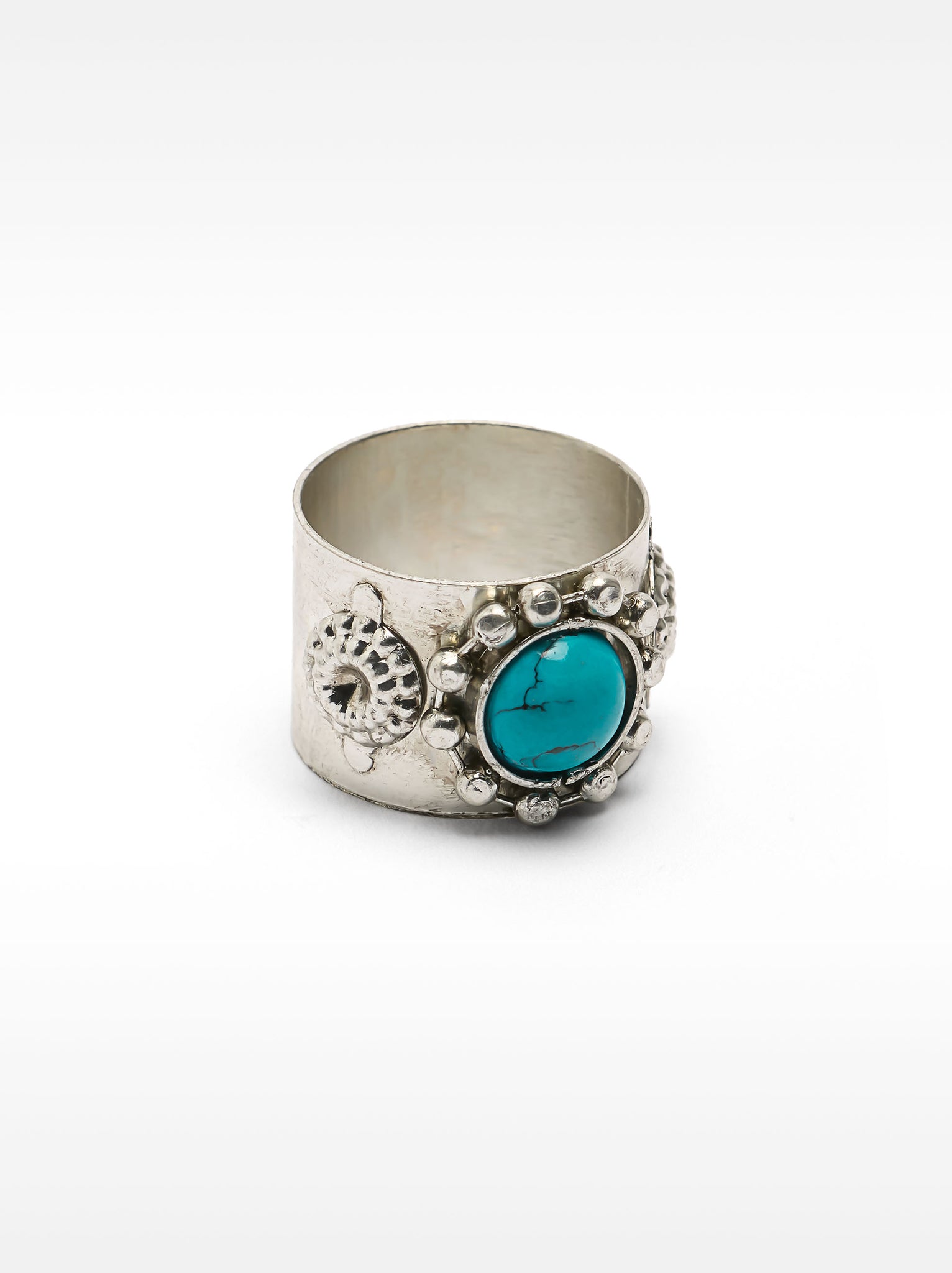 Wide Ring With Stone