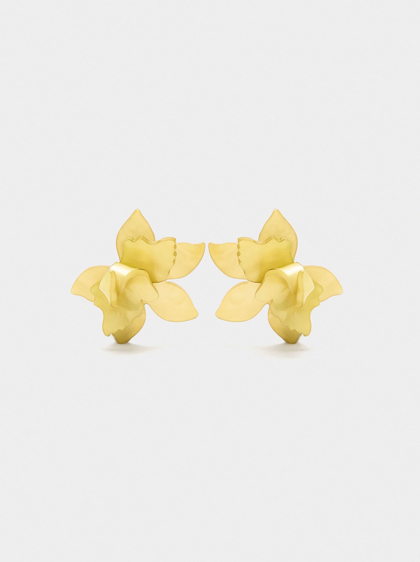 Maxi Flower Hoop Earrings