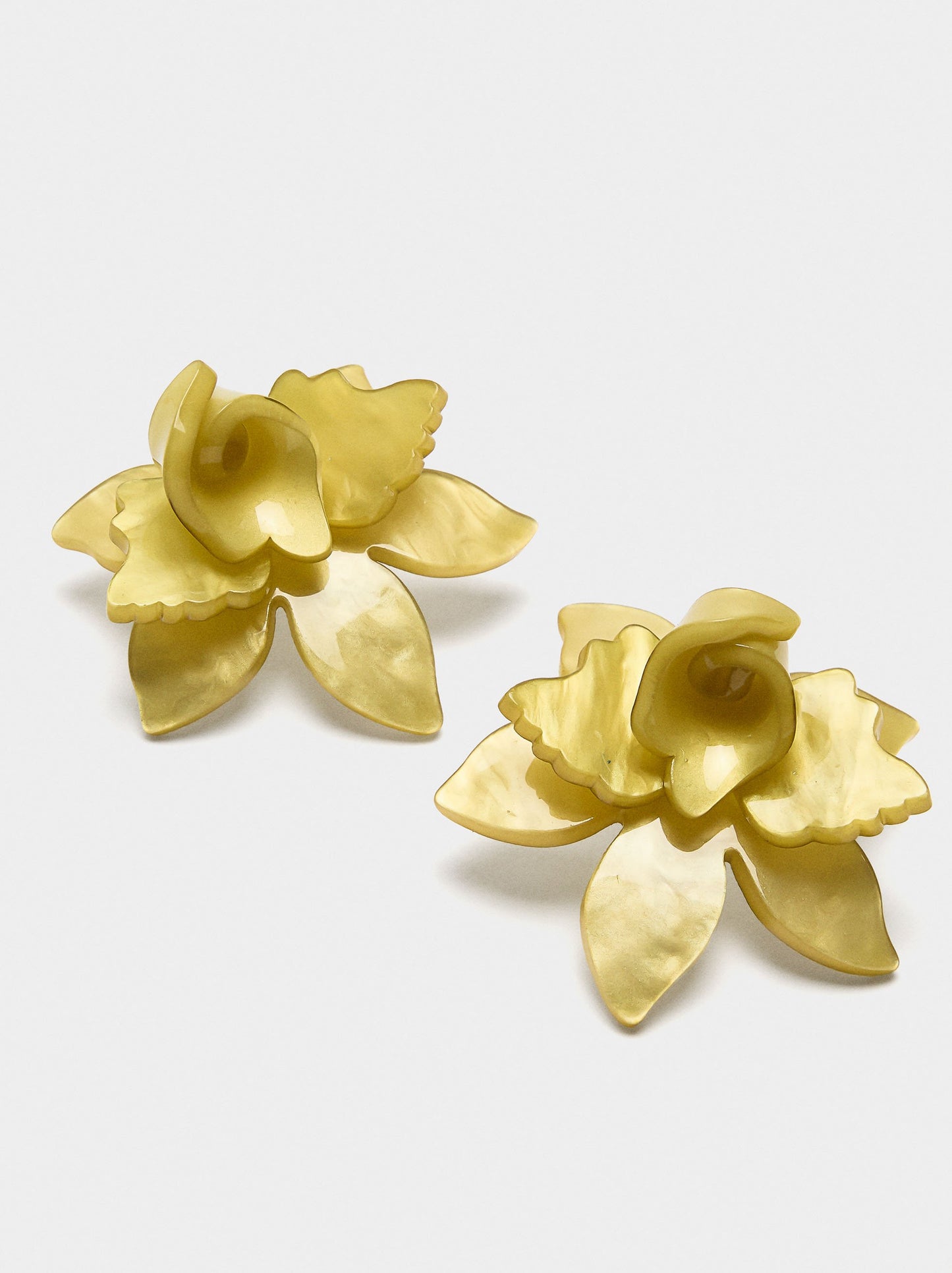 Maxi Flower Hoop Earrings