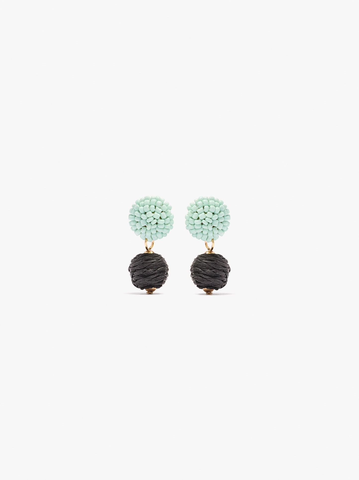 Earrings With Straw-Effect Spheres